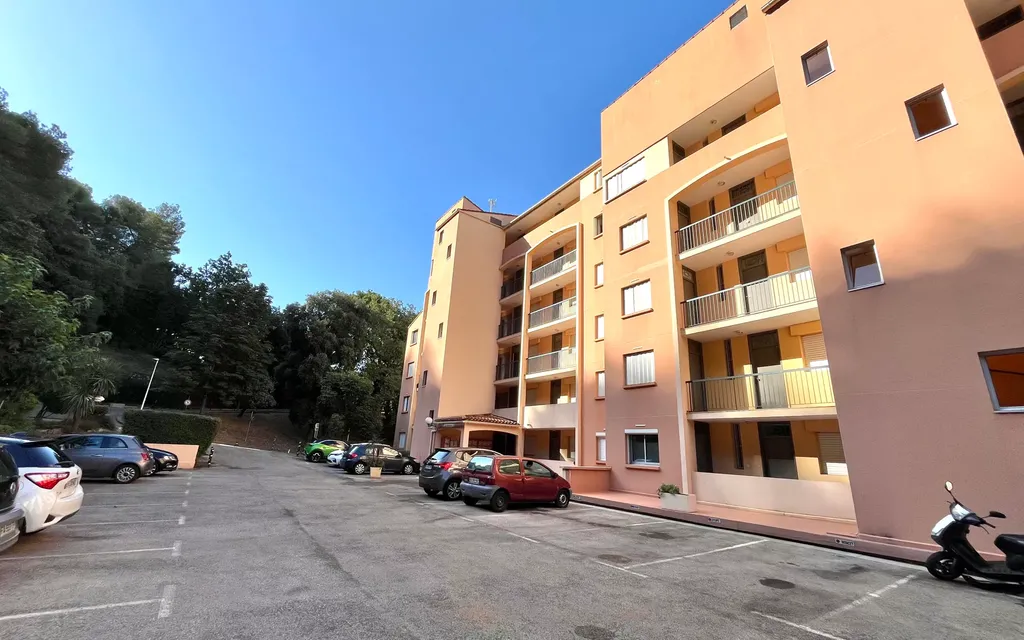 Achat appartement à vendre 2 pièces 50 m² - Grasse