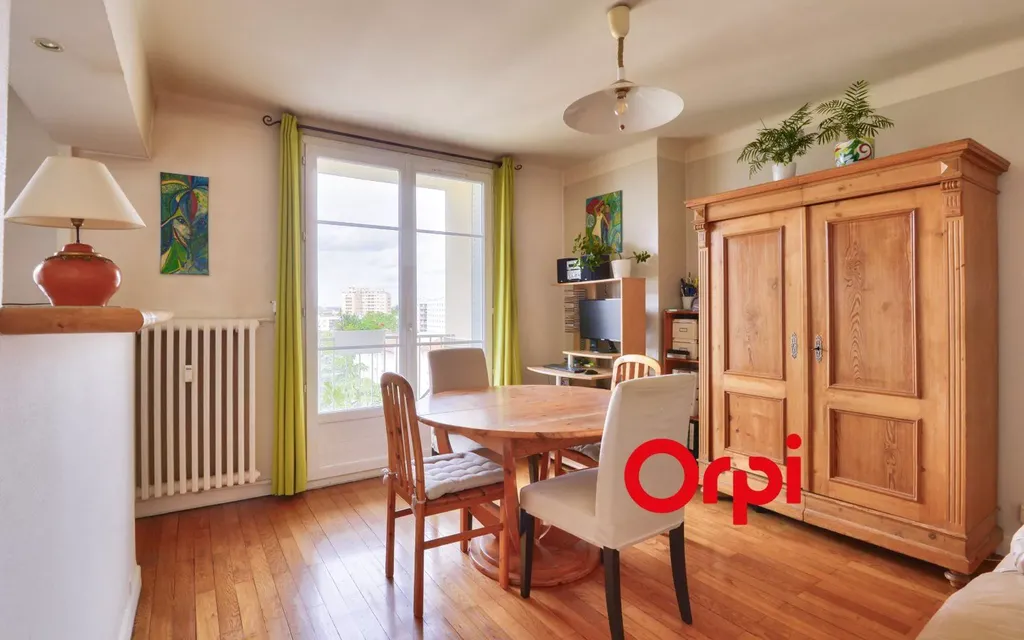 Achat appartement à vendre 3 pièces 54 m² - Lyon 8ème arrondissement