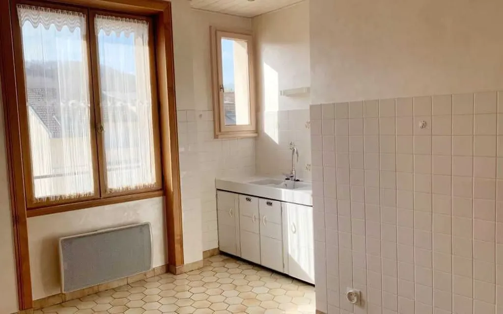 Achat appartement à vendre 4 pièces 87 m² - Bellegarde-sur-Valserine