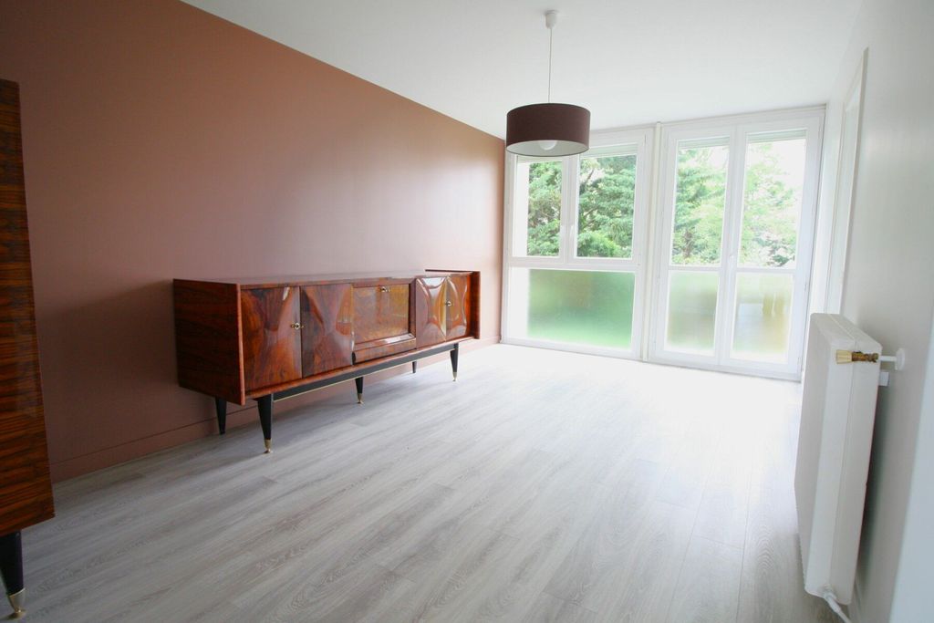 Achat appartement à vendre 3 pièces 51 m² - Le Bourget