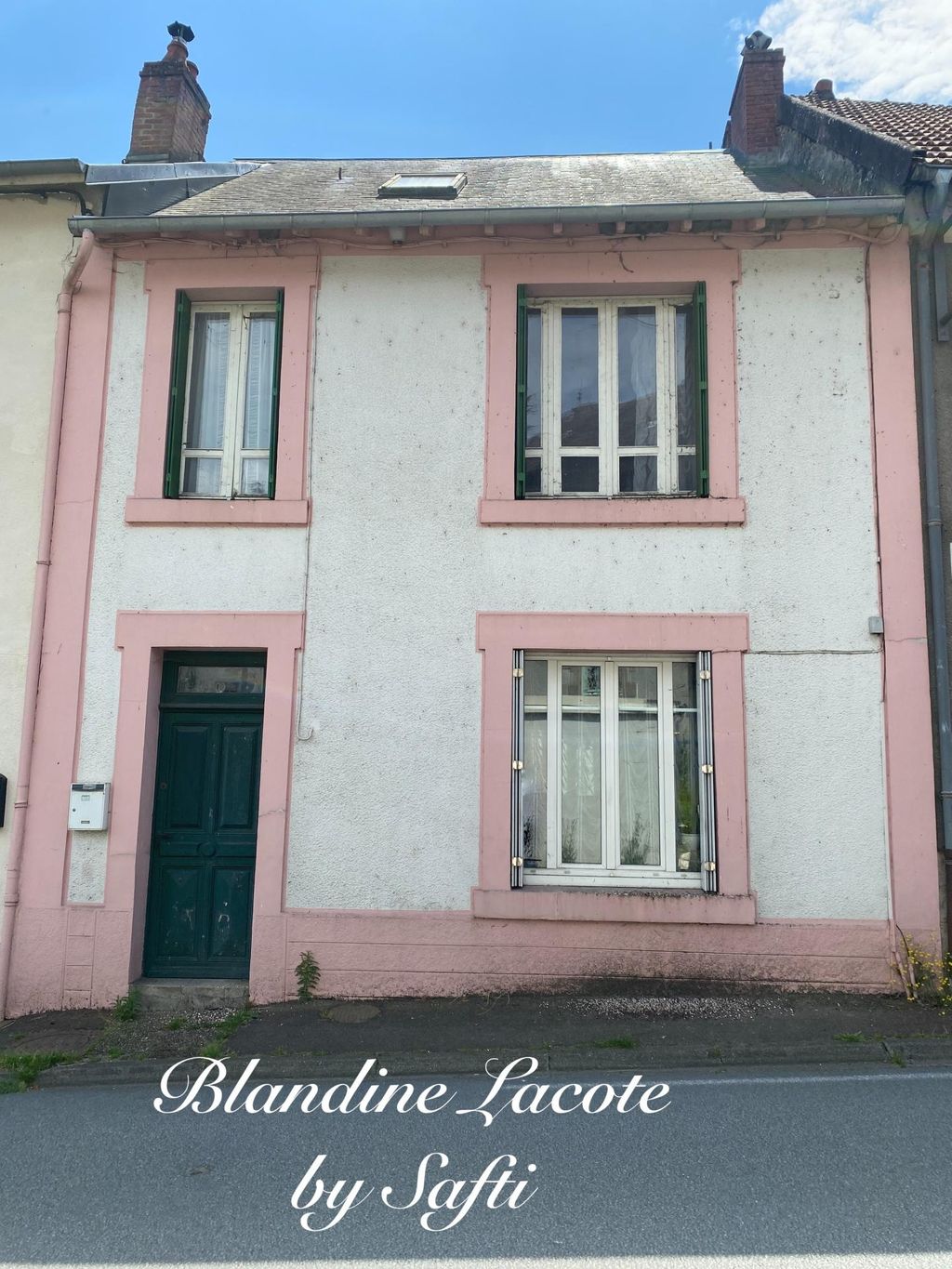 Achat maison à vendre 2 chambres 92 m² - Saint-Dizier-Leyrenne