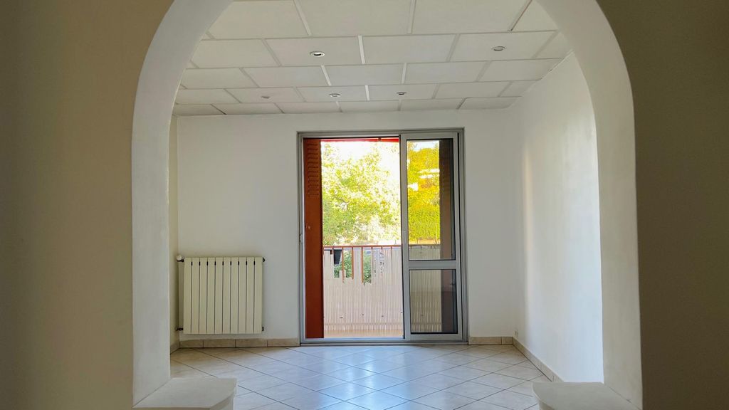 Achat appartement à vendre 3 pièces 56 m² - La Penne-sur-Huveaune