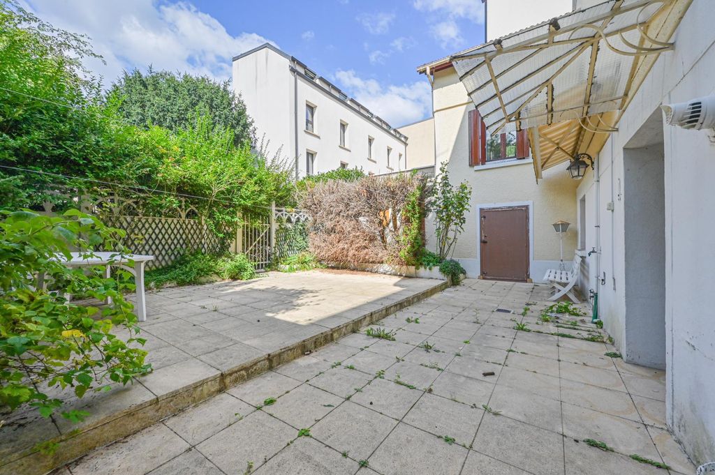 Achat maison à vendre 3 chambres 129 m² - Alfortville