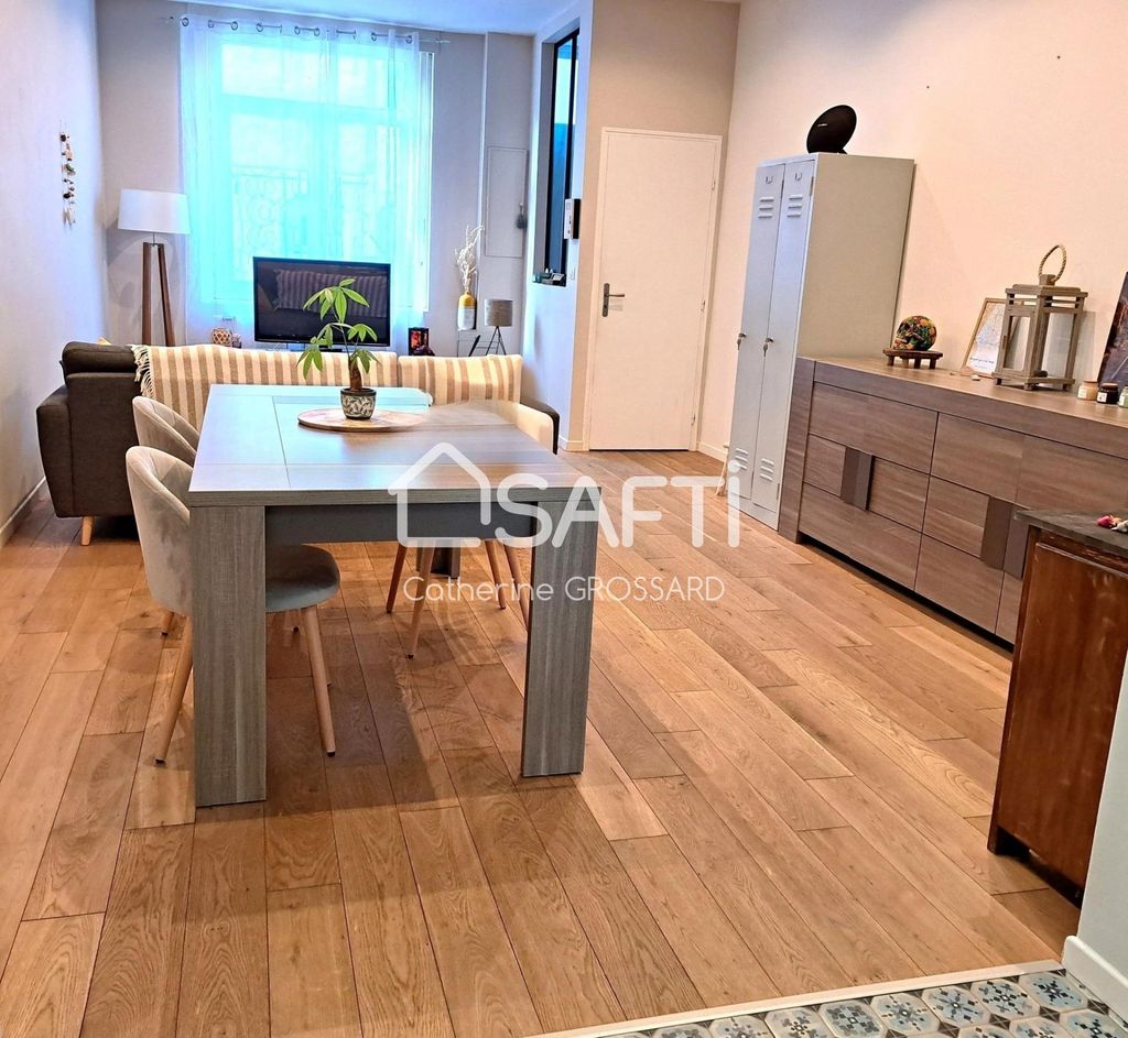 Achat maison à vendre 4 chambres 110 m² - Villeneuve-d'Ascq