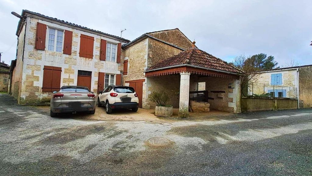 Achat maison à vendre 3 chambres 138 m² - Neuvicq-le-Château