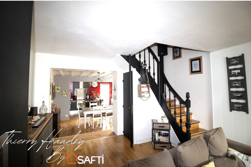 Achat maison à vendre 4 chambres 123 m² - Saumur