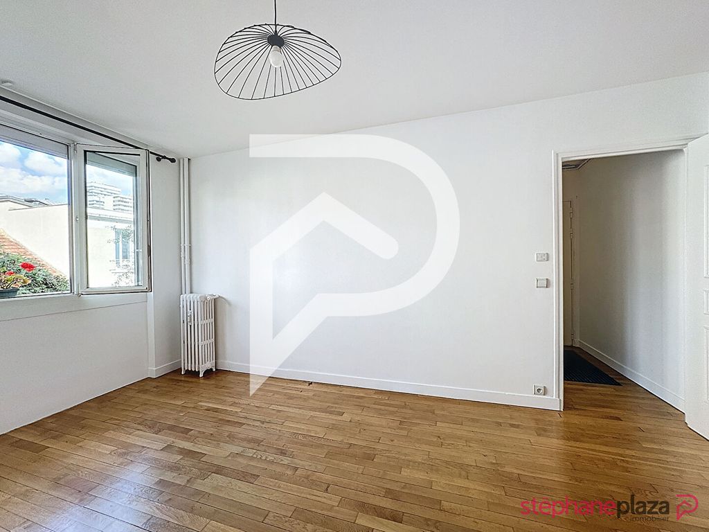 Achat appartement à vendre 4 pièces 66 m² - Puteaux