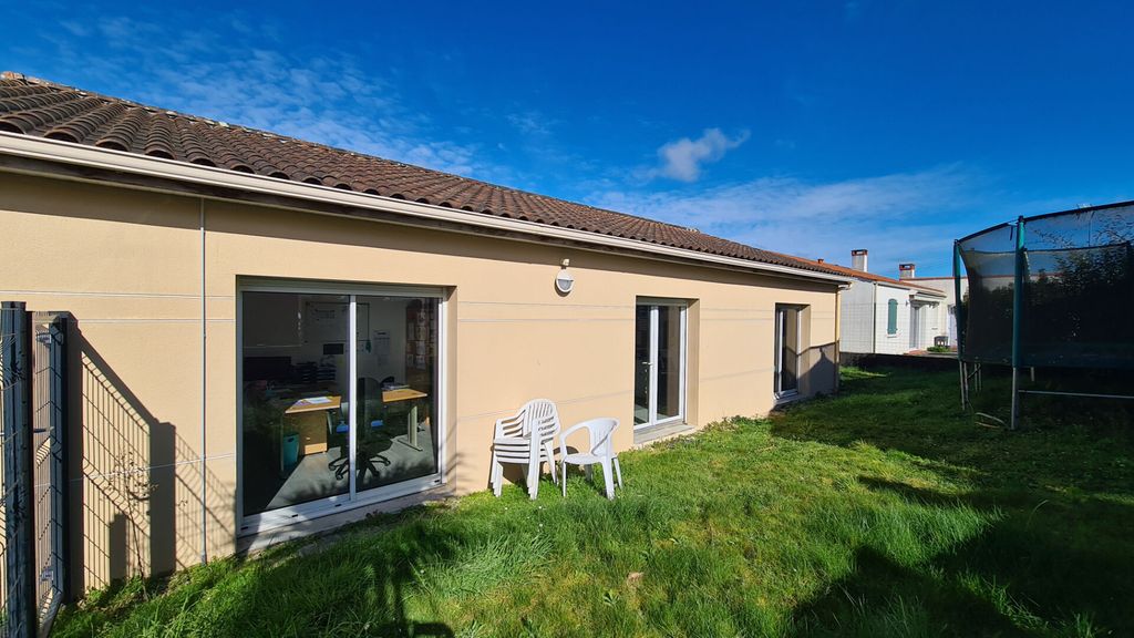 Achat maison à vendre 3 chambres 117 m² - La Roche-sur-Yon