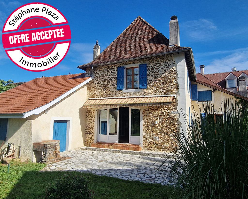 Achat maison à vendre 4 chambres 188 m² - Arthez-de-Béarn