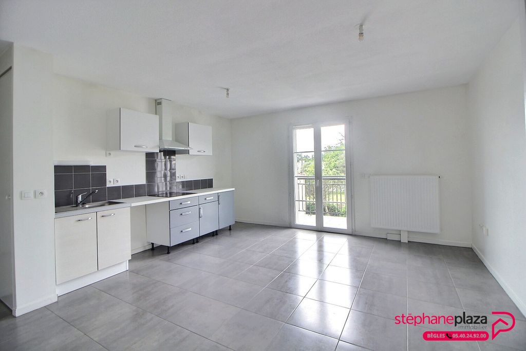 Achat appartement à vendre 3 pièces 62 m² - Villenave-d'Ornon