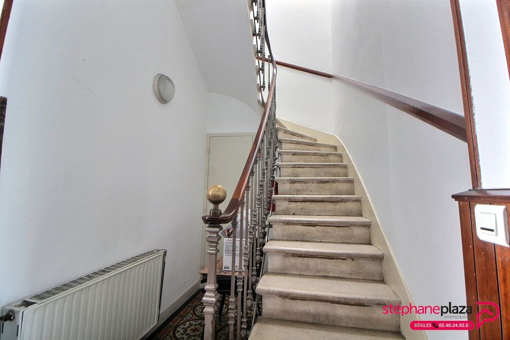 Achat maison à vendre 6 chambres 194 m² - Bègles