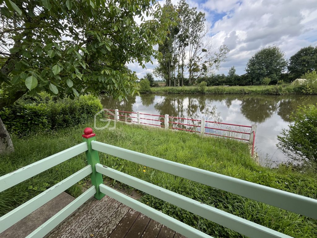 Achat maison à vendre 2 chambres 85 m² - Neuville-sur-Sarthe