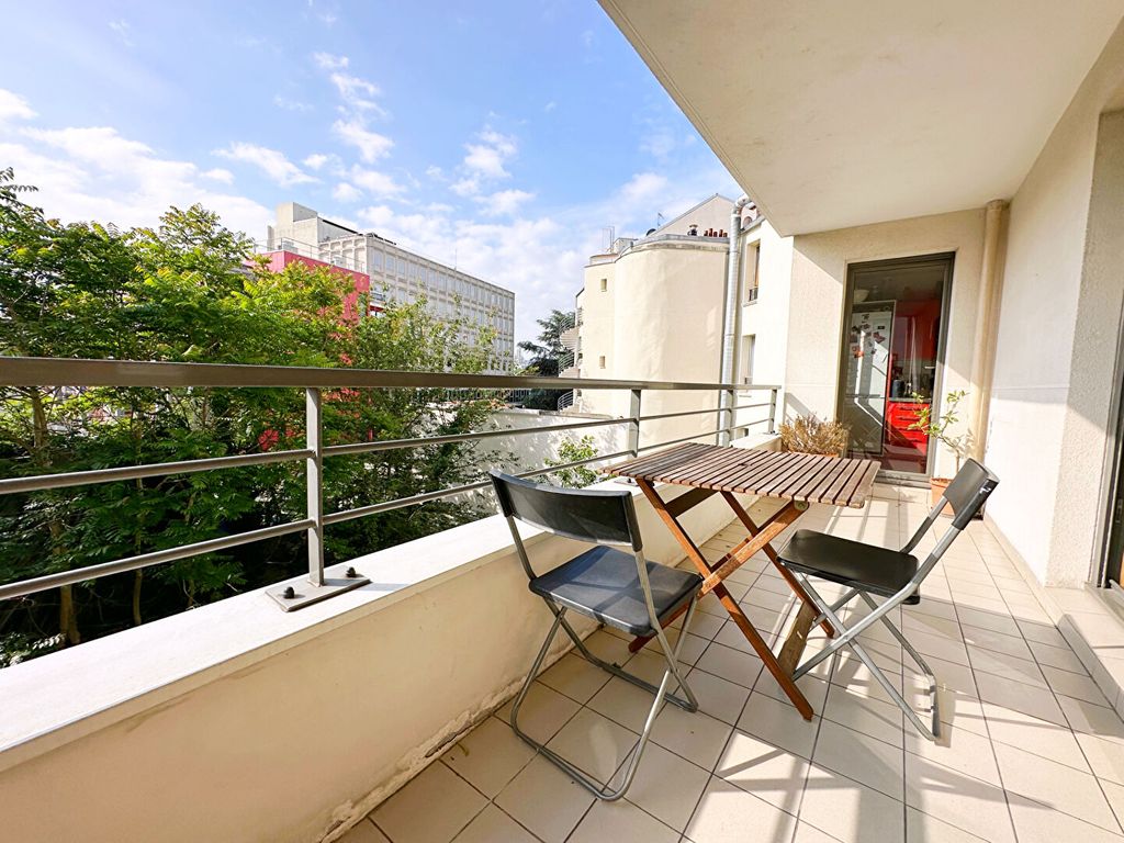 Achat appartement à vendre 4 pièces 92 m² - Saint-Ouen