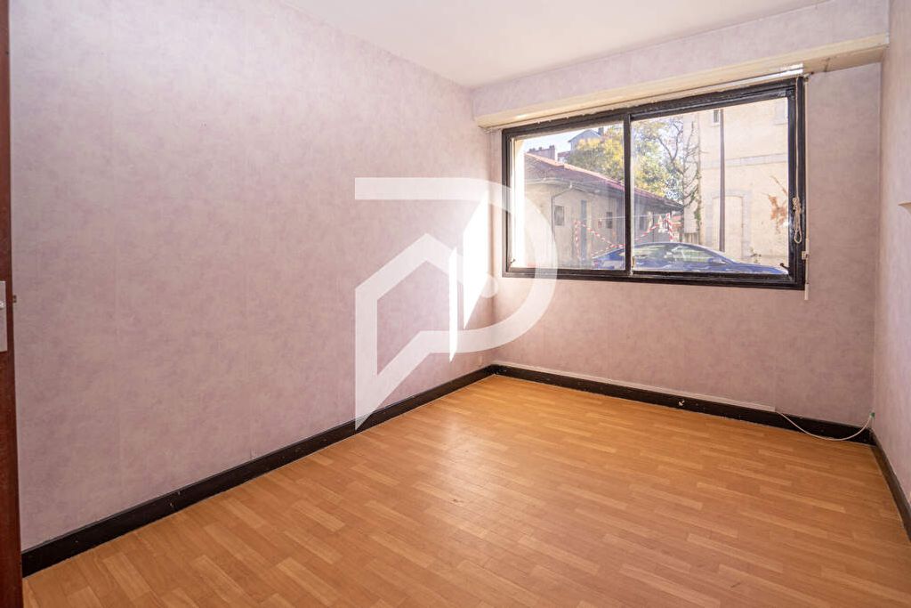 Achat appartement à vendre 2 pièces 49 m² - Pau