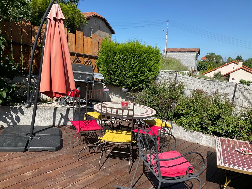 Achat maison à vendre 2 chambres 94 m² - Issoire