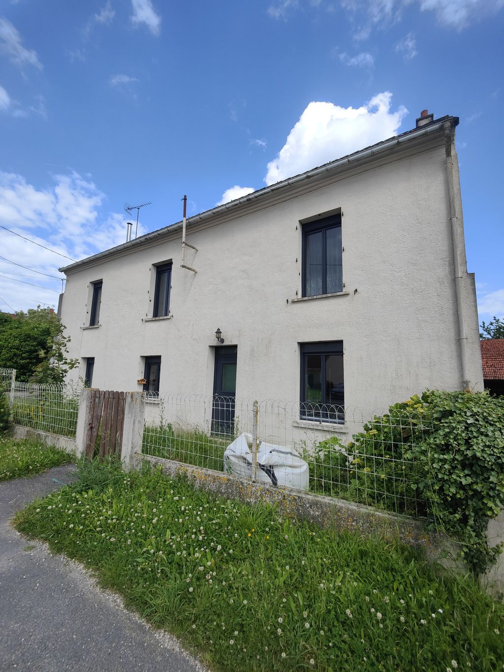 Achat maison à vendre 3 chambres 125 m² - Courtacon