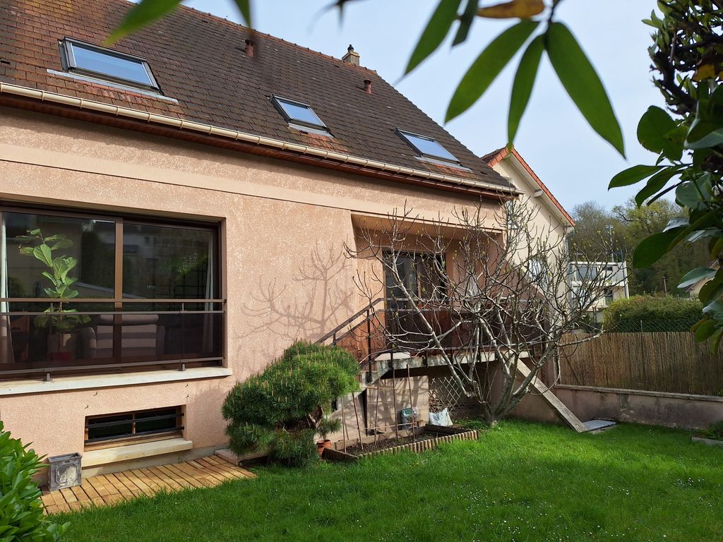 Achat maison à vendre 5 chambres 130 m² - Chaville