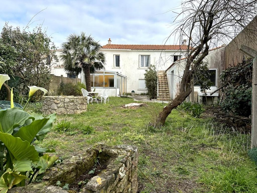 Achat maison à vendre 3 chambres 108 m² - Noirmoutier-en-l'Île