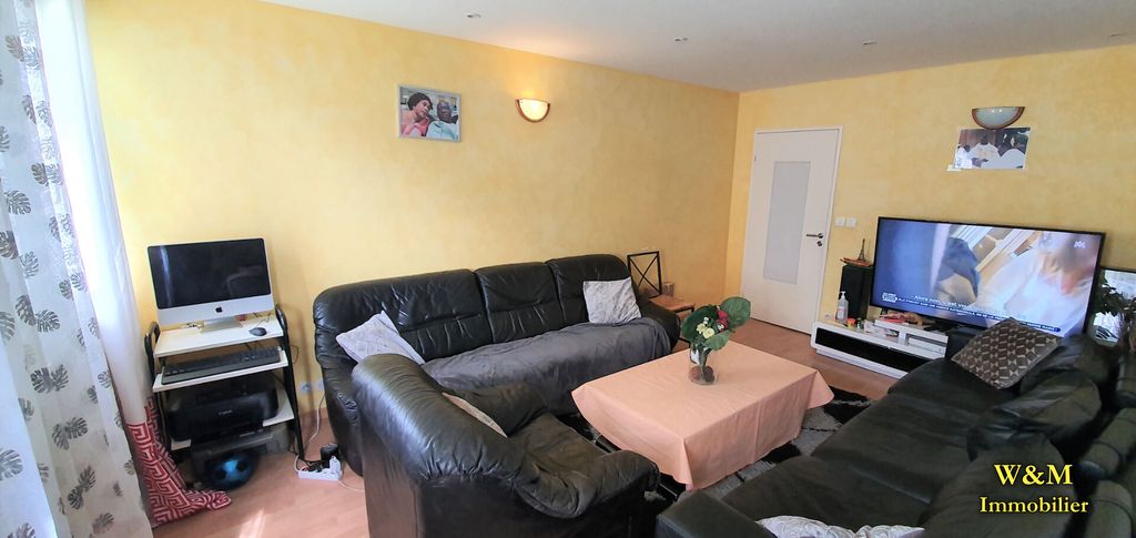 Achat appartement à vendre 5 pièces 85 m² - Ris-Orangis