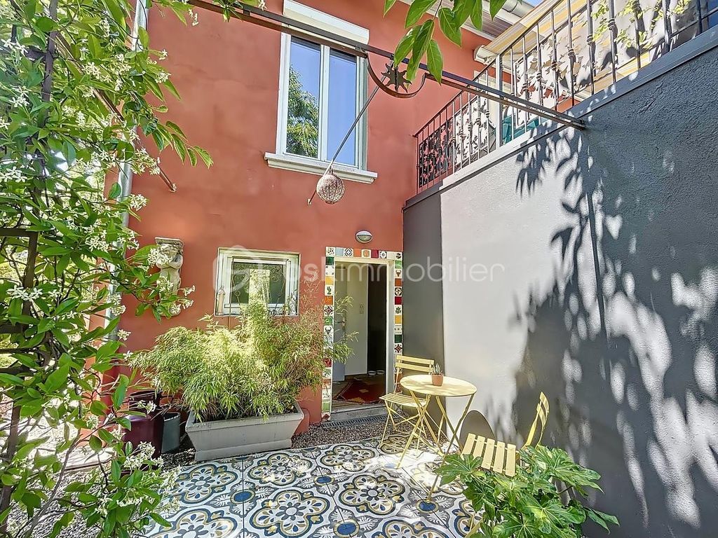 Achat maison à vendre 3 chambres 133 m² - Échirolles