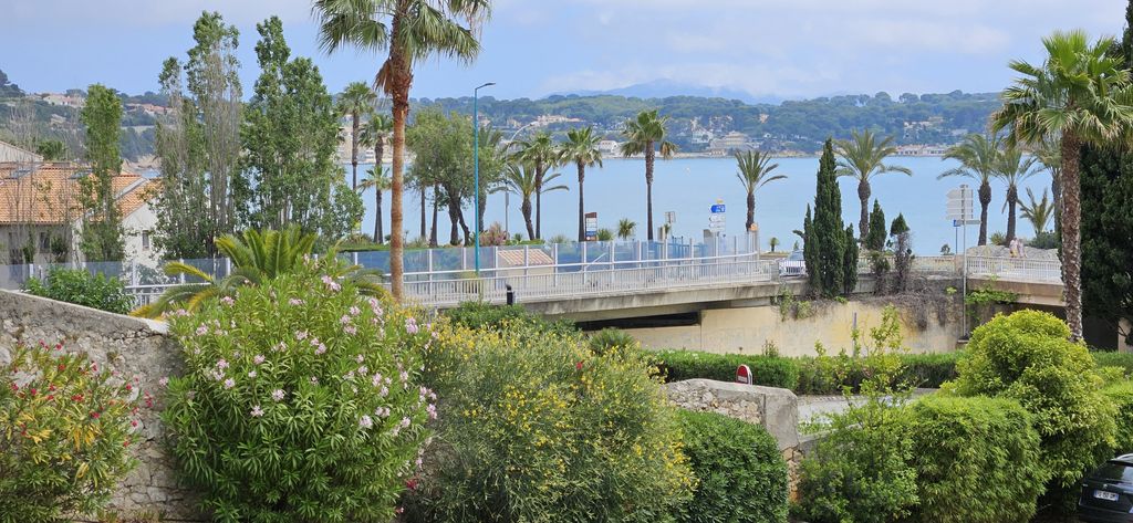 Achat appartement à vendre 2 pièces 34 m² - Bandol