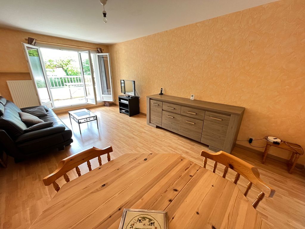 Achat appartement à vendre 3 pièces 62 m² - Montigny-le-Bretonneux