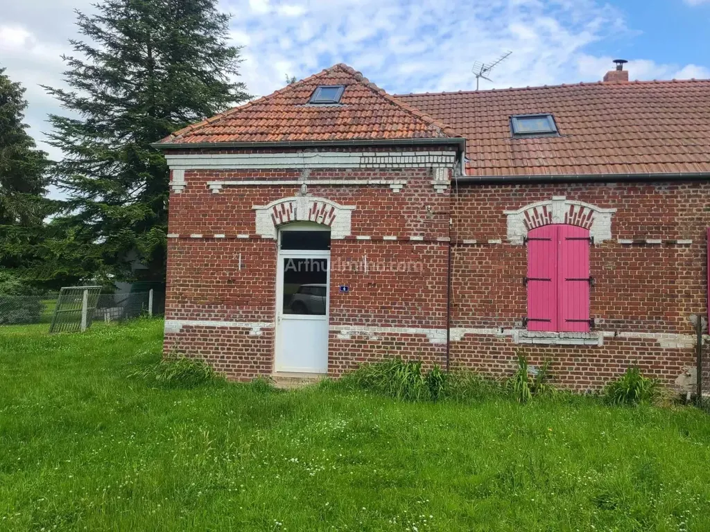 Achat maison à vendre 2 chambres 67 m² - Péronne