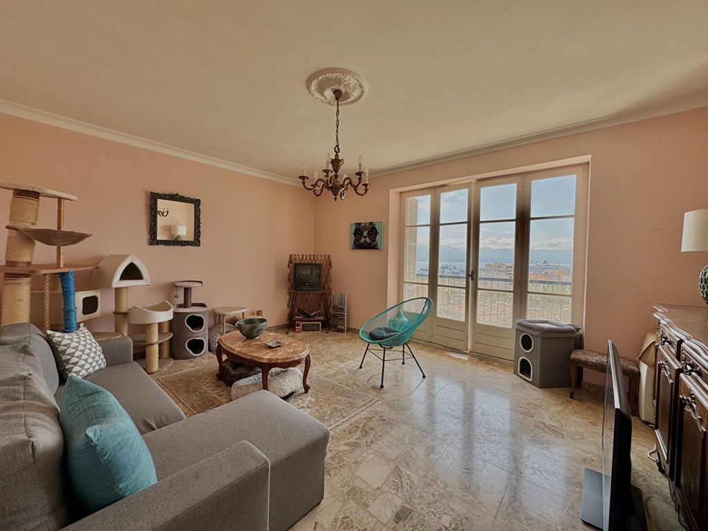 Achat appartement à vendre 3 pièces 85 m² - Ajaccio