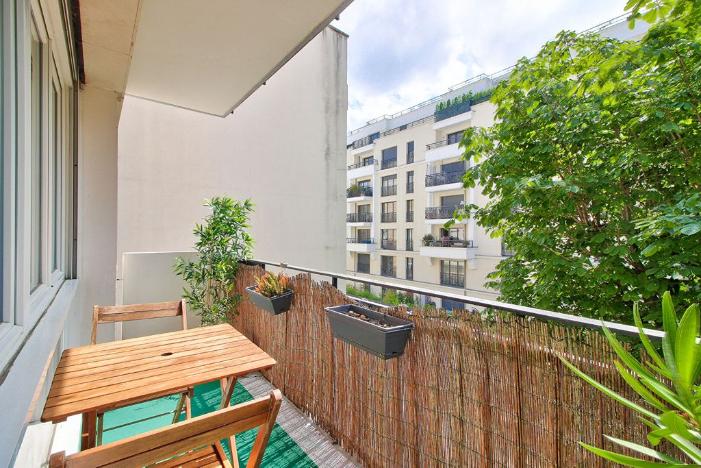 Achat appartement à vendre 3 pièces 61 m² - Courbevoie