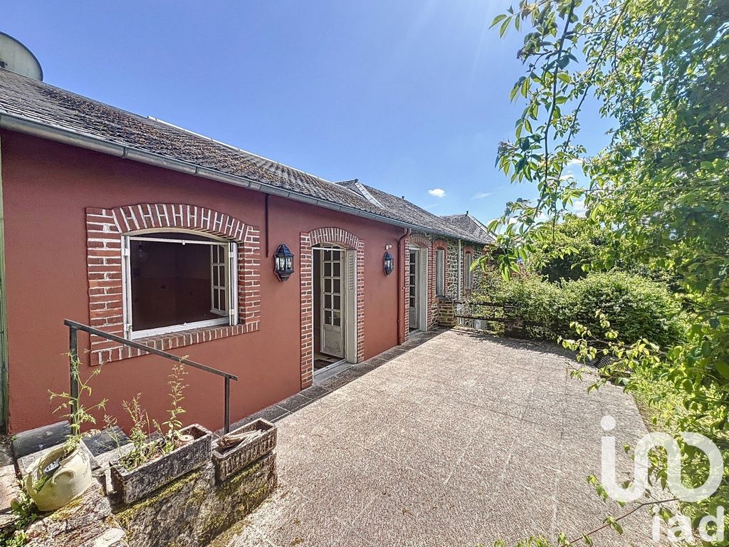 Achat maison à vendre 5 chambres 166 m² - Uzerche