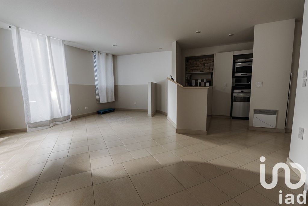 Achat appartement à vendre 4 pièces 78 m² - La Garde-Freinet