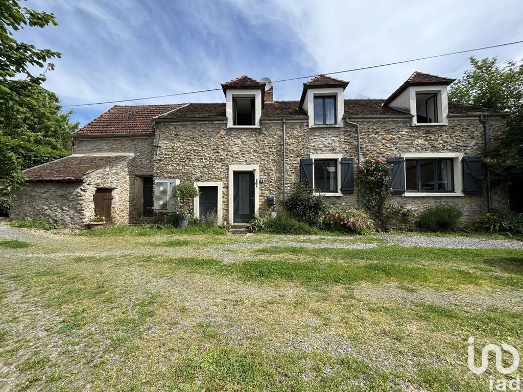 Achat maison à vendre 4 chambres 180 m² - Savigny-le-Temple