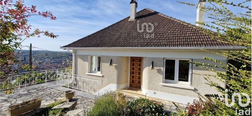 Achat maison à vendre 4 chambres 168 m² - Villefranche-de-Rouergue