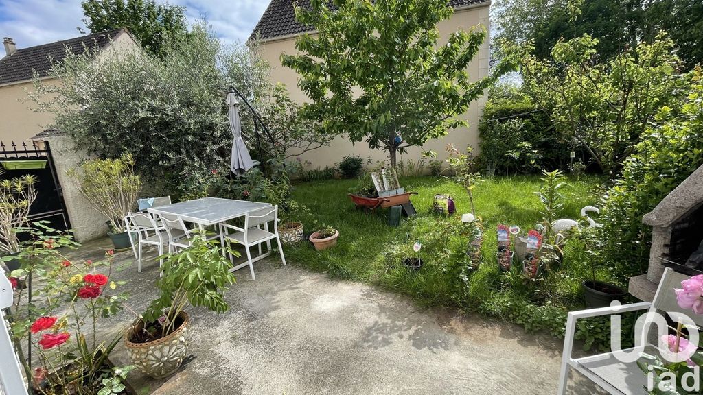 Achat maison à vendre 5 chambres 120 m² - Lieusaint