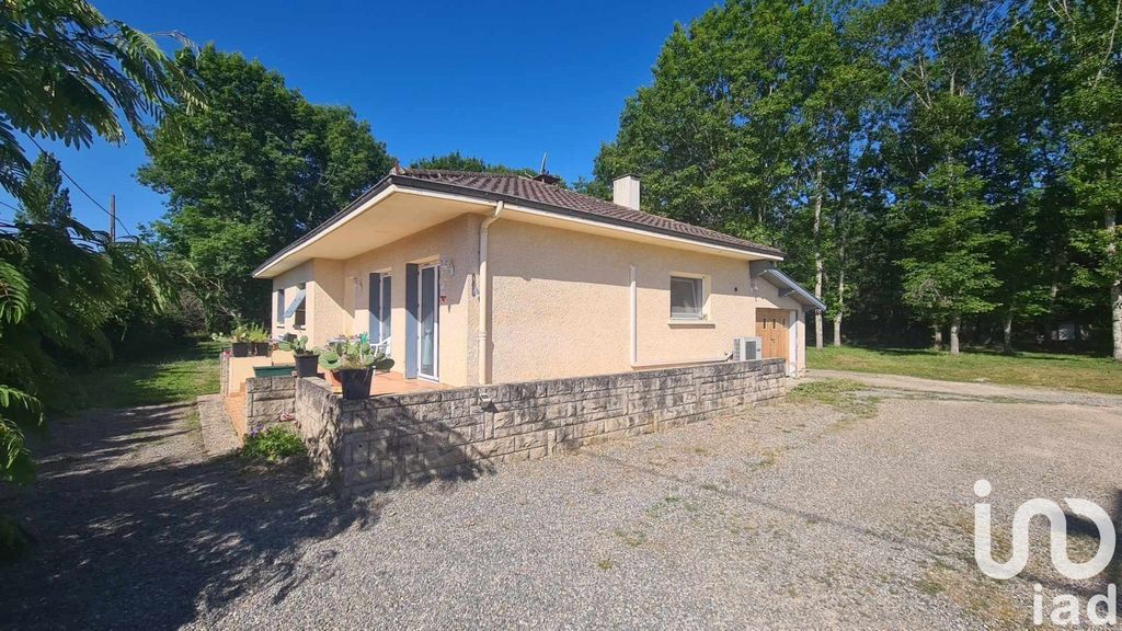 Achat maison à vendre 5 chambres 144 m² - La Ville-Dieu-du-Temple