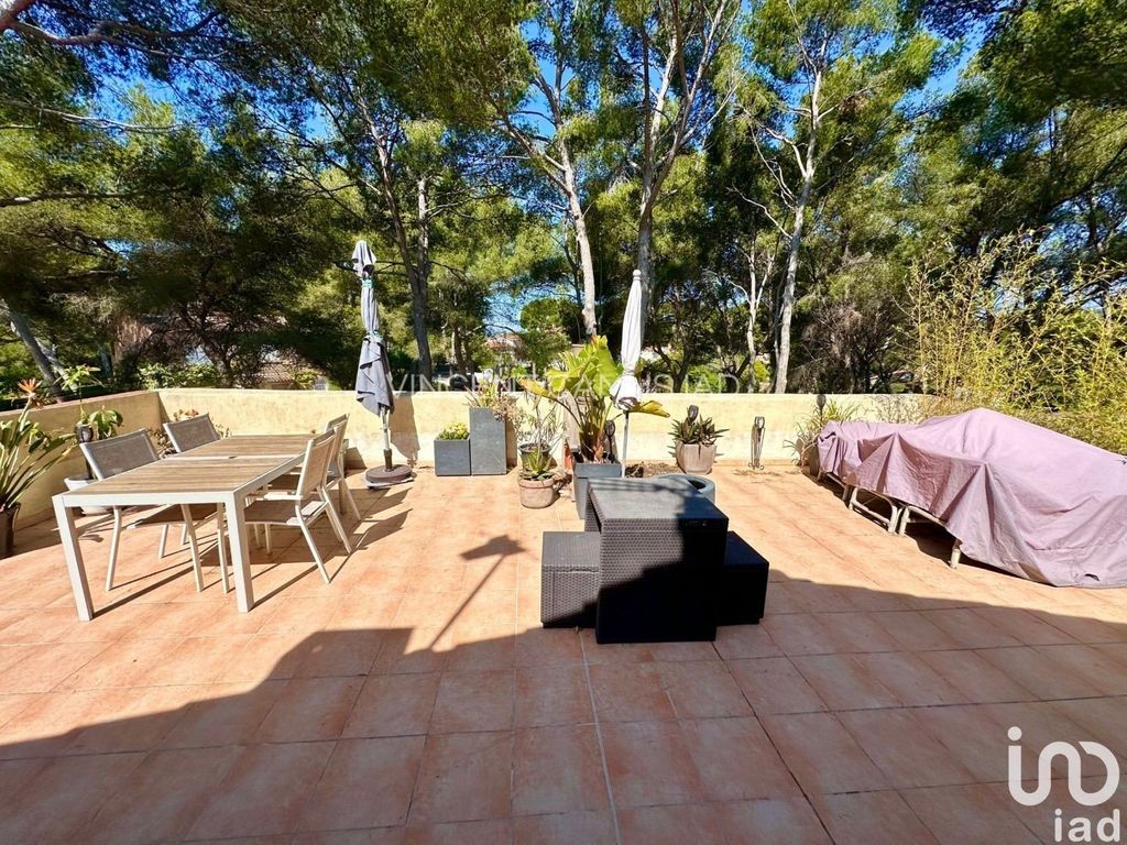 Achat appartement à vendre 3 pièces 73 m² - Sanary-sur-Mer