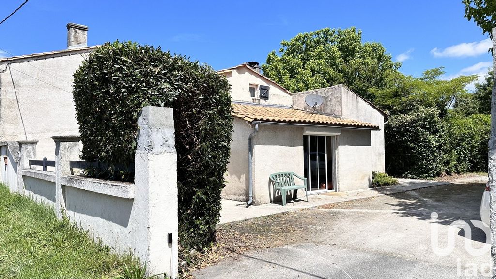 Achat maison à vendre 3 chambres 132 m² - Brives-sur-Charente