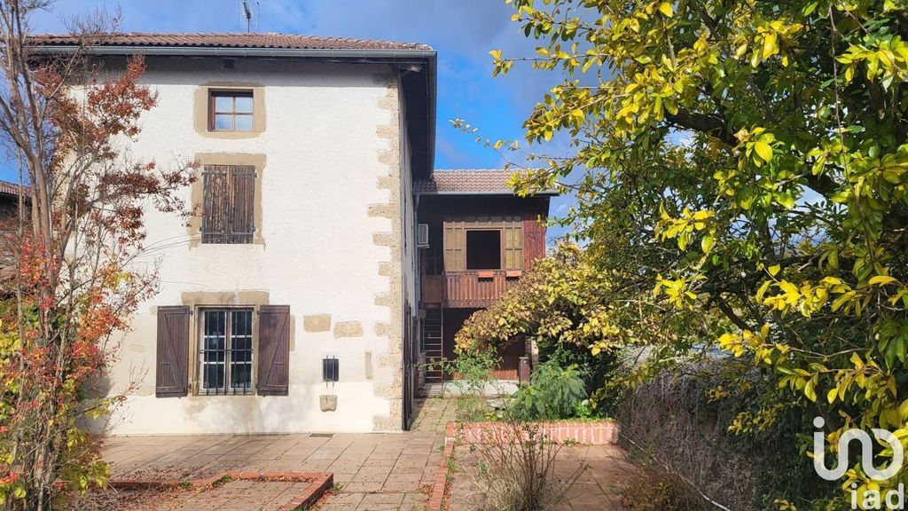 Achat maison à vendre 2 chambres 128 m² - Saint-Bonnet-de-Chavagne