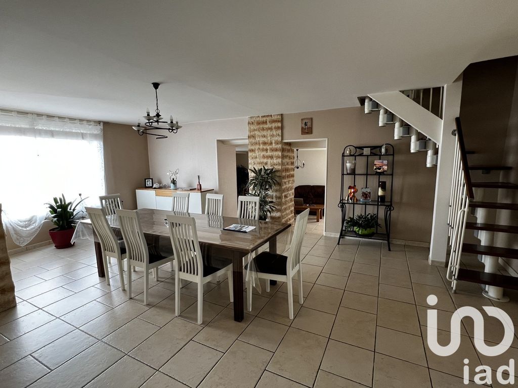 Achat maison à vendre 4 chambres 142 m² - Fontenay-le-Marmion