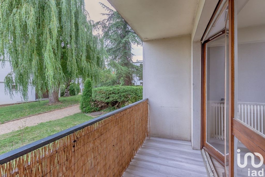 Achat appartement à vendre 3 pièces 75 m² - Louveciennes