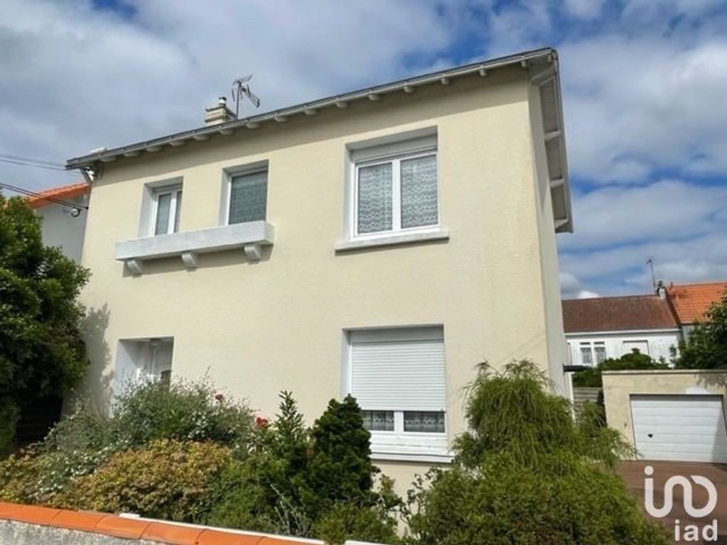 Achat maison à vendre 4 chambres 110 m² - Saint-Sébastien-sur-Loire