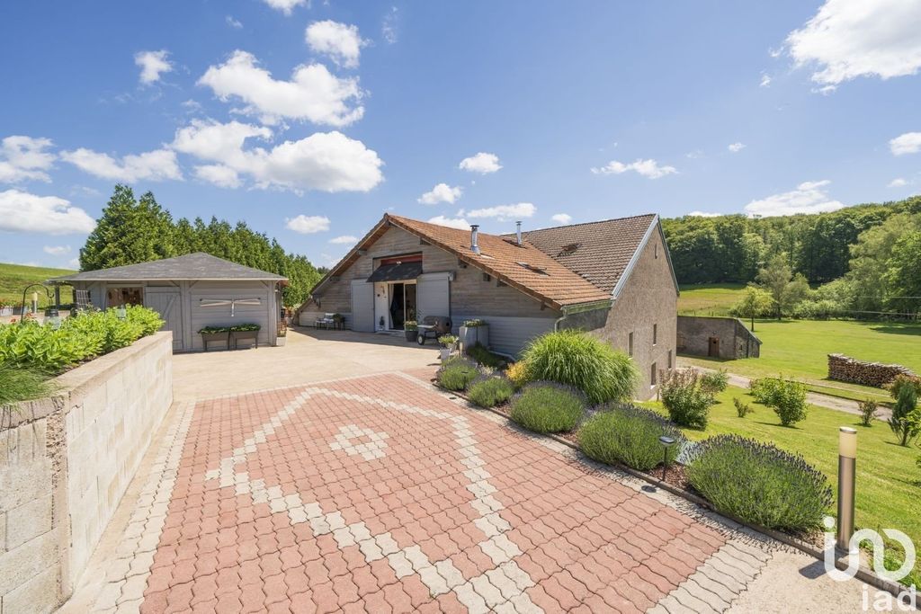 Achat maison à vendre 5 chambres 411 m² - Xertigny