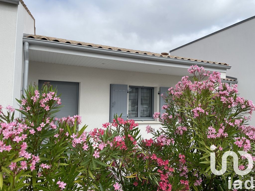 Achat maison à vendre 5 chambres 126 m² - Dompierre-sur-Mer