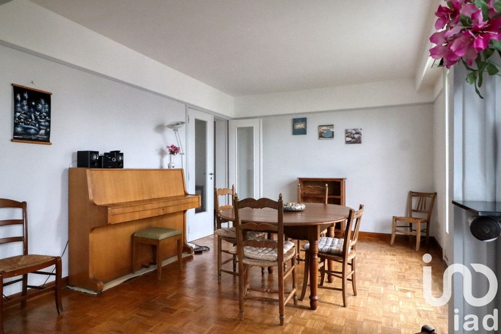 Achat appartement à vendre 4 pièces 85 m² - Garches