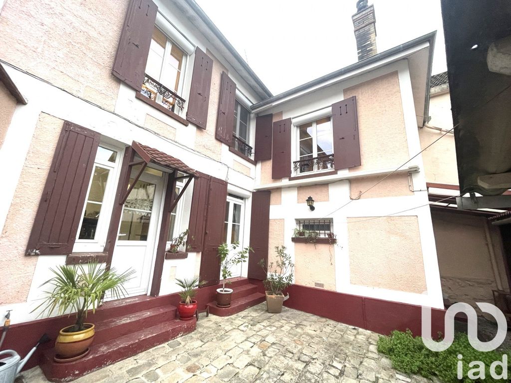 Achat maison à vendre 3 chambres 72 m² - Épinay-sous-Sénart