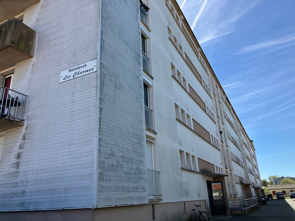 Achat appartement à vendre 4 pièces 83 m² - Fontenay-le-Comte
