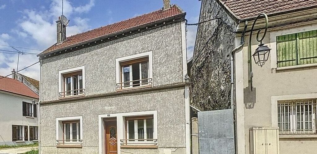 Achat maison à vendre 4 chambres 110 m² - Étrépilly