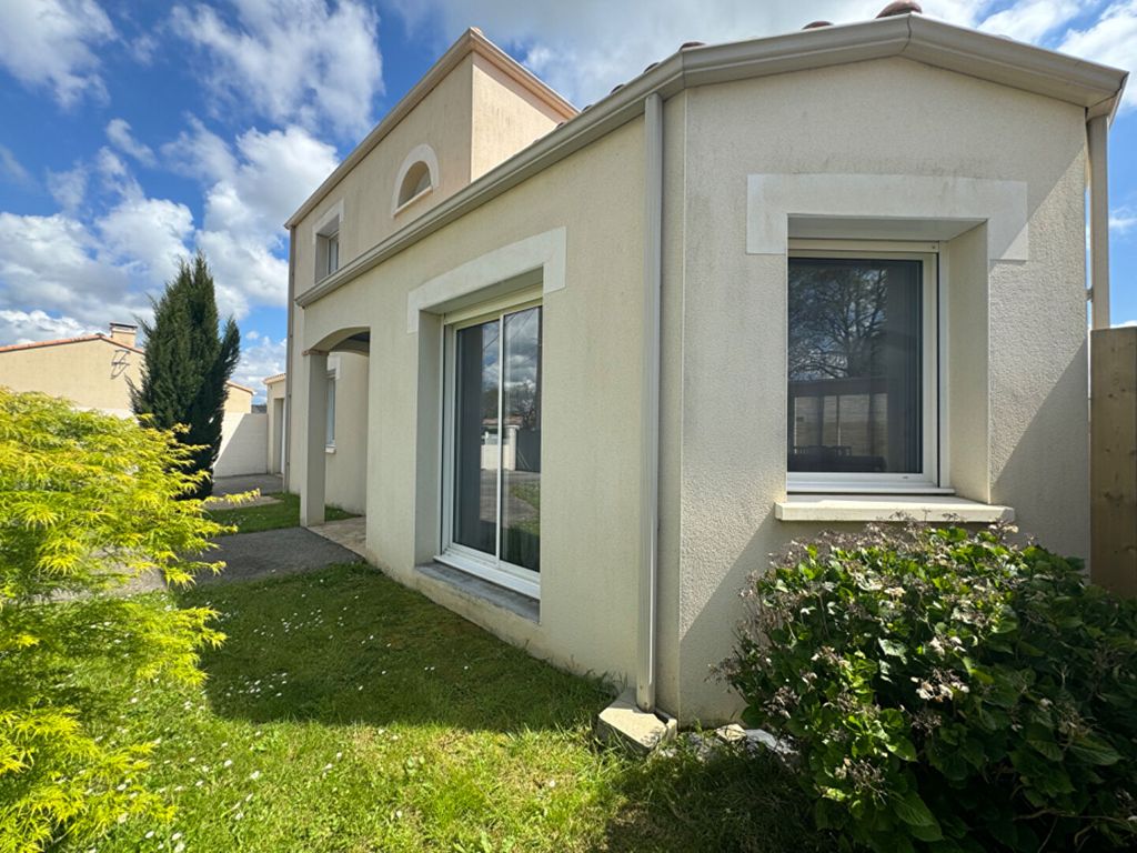 Achat maison à vendre 4 chambres 143 m² - Bouaye