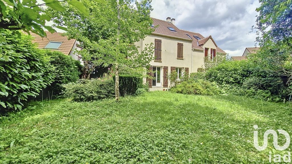 Achat maison à vendre 5 chambres 126 m² - Évry