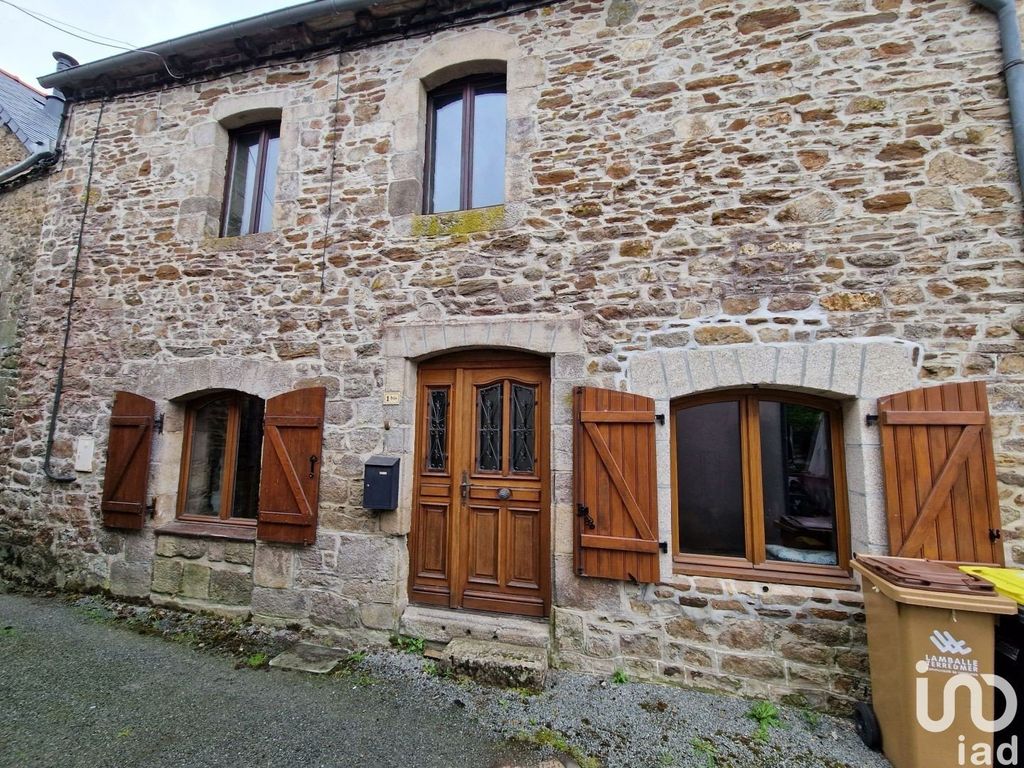 Achat maison à vendre 3 chambres 96 m² - Jugon-les-Lacs